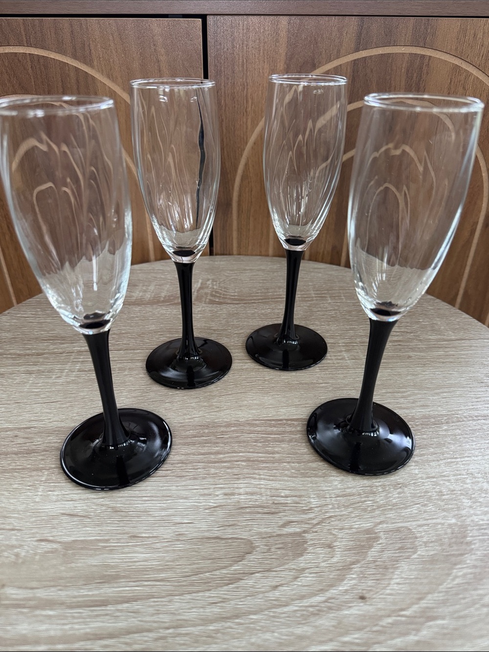 Set of 4 Vintage Cristal D’arques Durand Astra Black‎ Stem Champagne Flutes